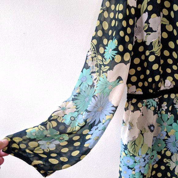 LAST CHANCE Sheer Blouse with Lace, Tie Back - Picture 3 of 6